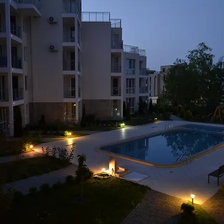 Atlantic Apartment *
